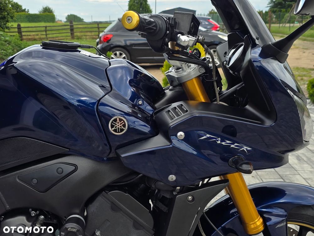 Yamaha FZ - 16