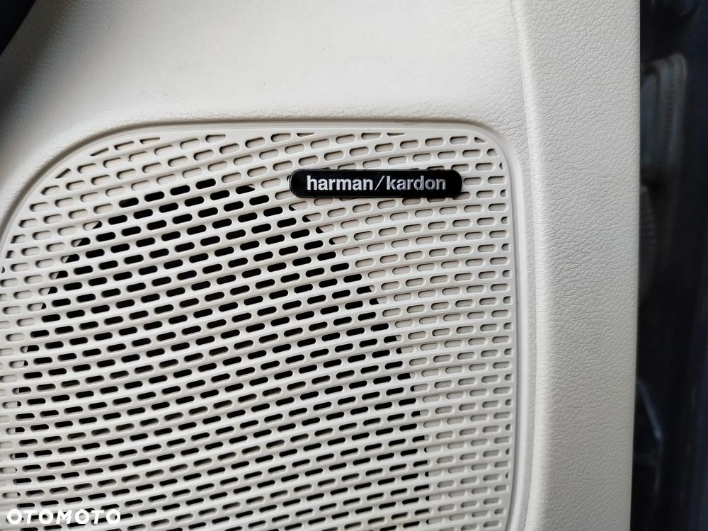 Chrysler Pacifica - 26