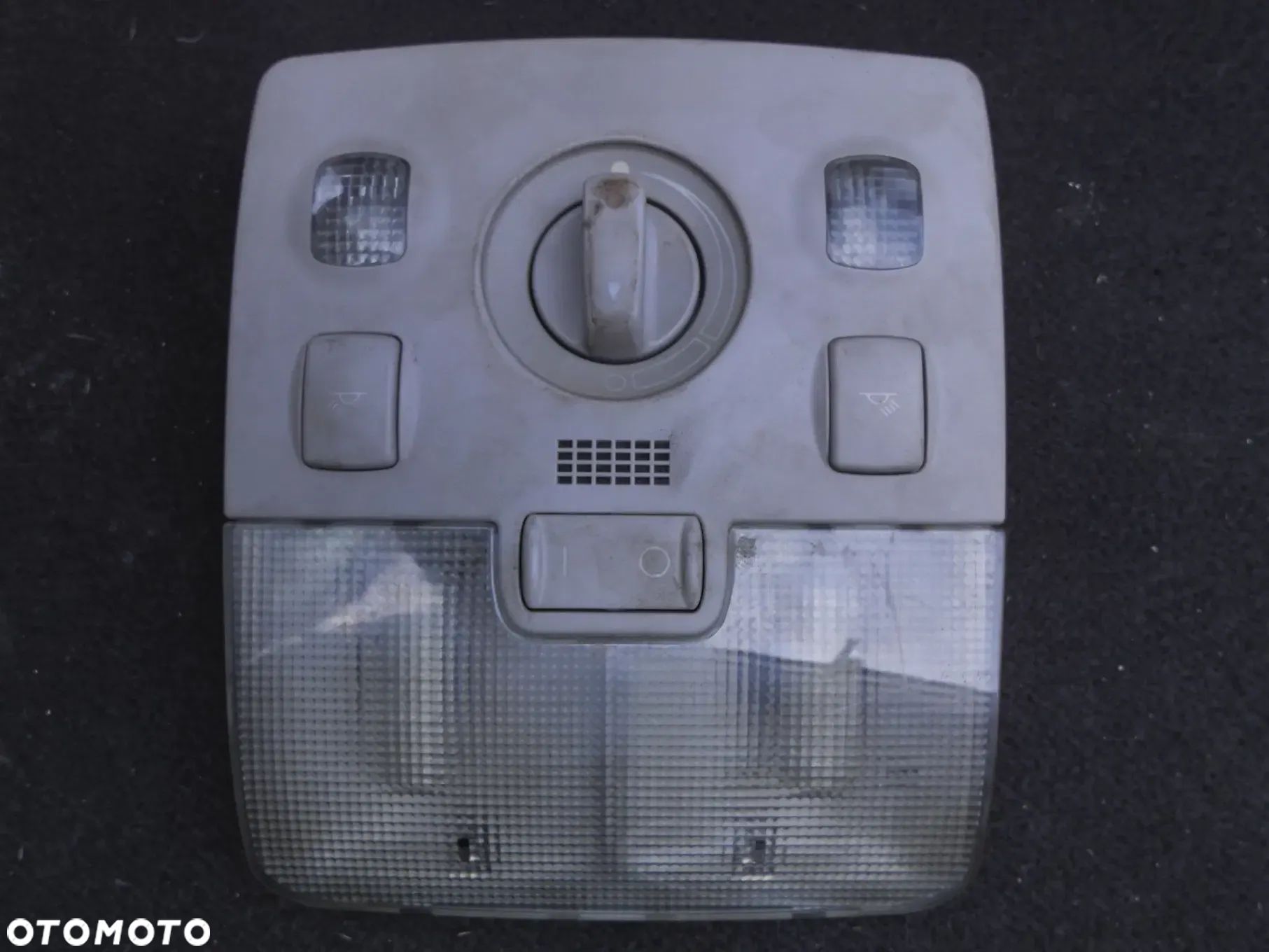 AUDI A3 8L LIFT LAMPKA PODSUFITKI OŚWIETLENIE WNĘTRZA KABINY - 1