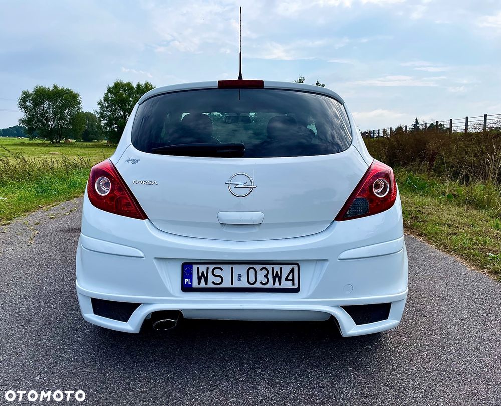 Opel Corsa 1.4 16V Sport - 4