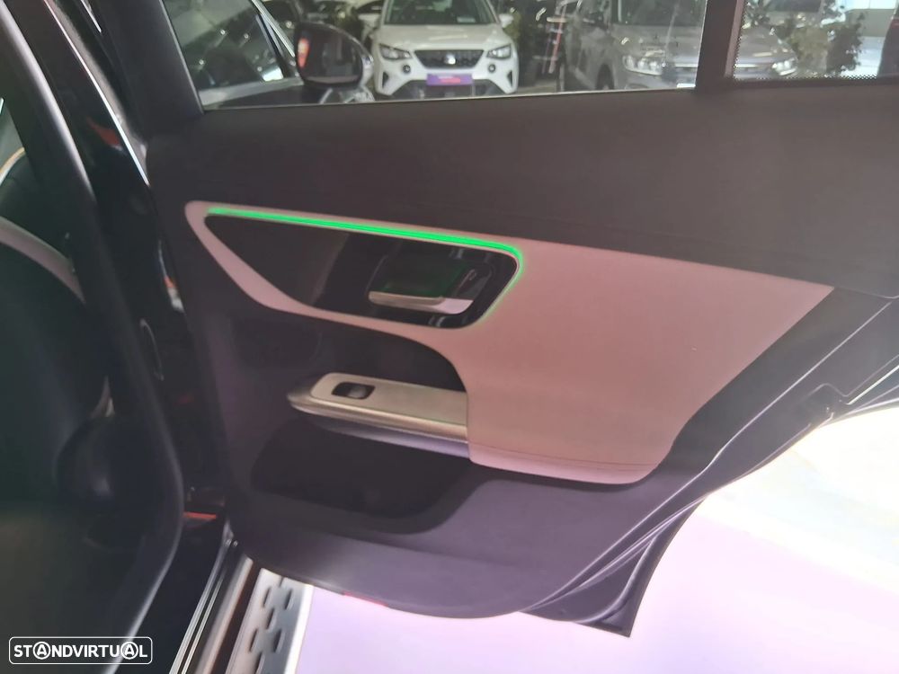 Mercedes-Benz GLC 300 de Coupe 4Matic - 11