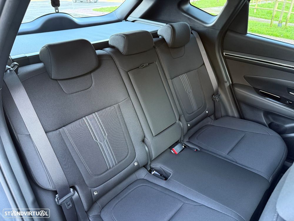 Hyundai Tucson 1.6 T-GDI HEV Premium - 29