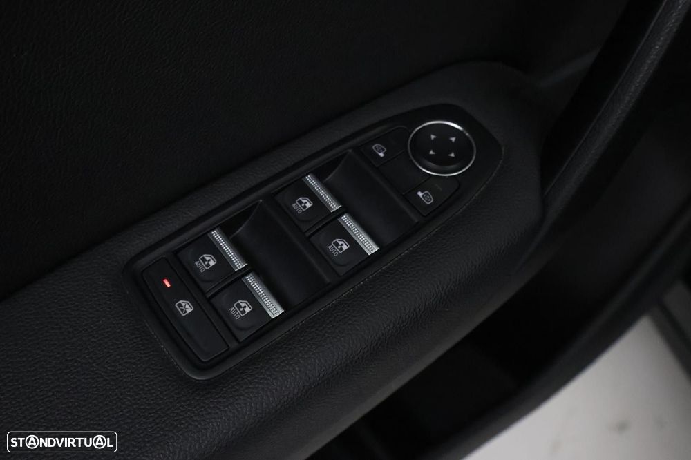 Renault Captur 1.0 TCe Techno - 12