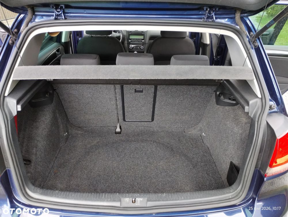 Volkswagen Golf 1.6 Comfortline - 18