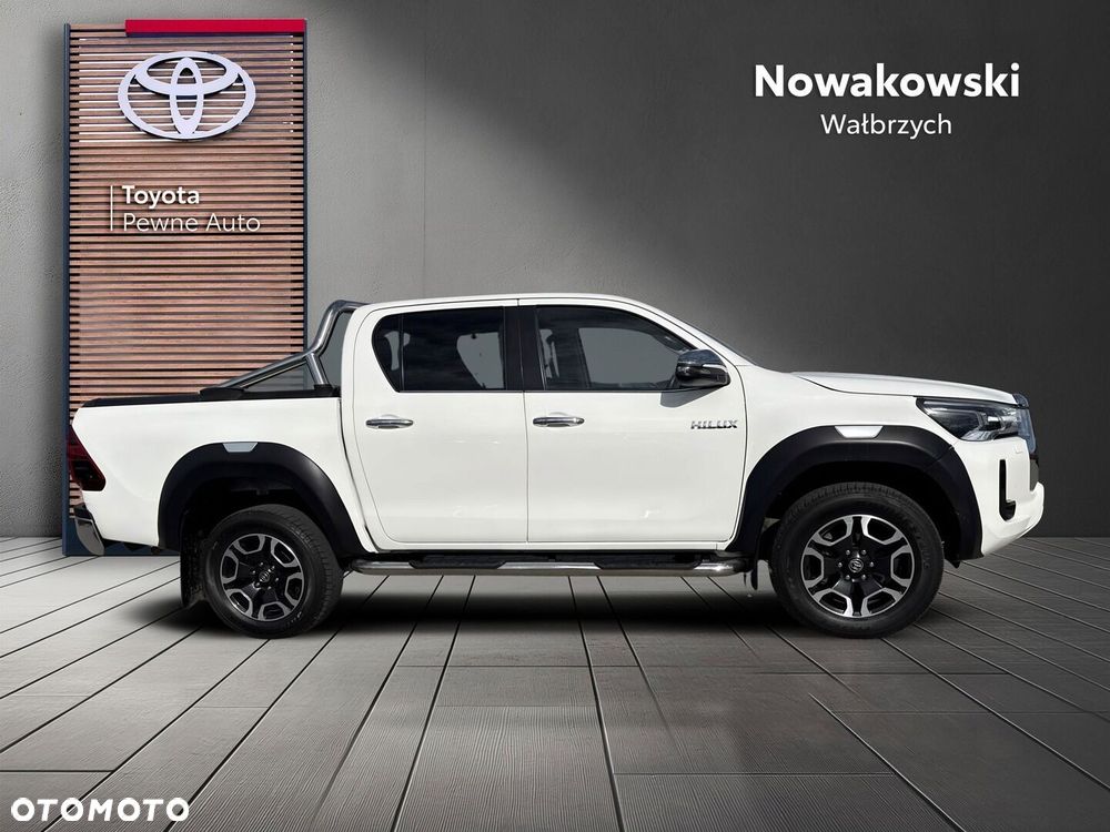 Toyota Hilux 2.8 D-4D Double Cab SR5 4x4 - 8