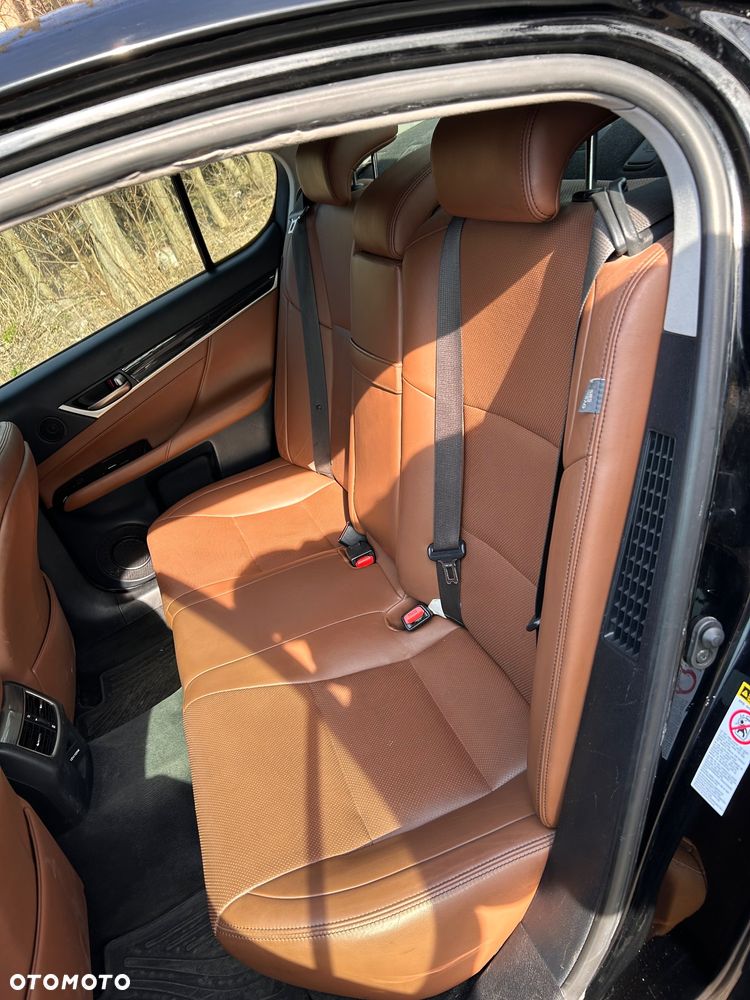 Lexus GS - 13
