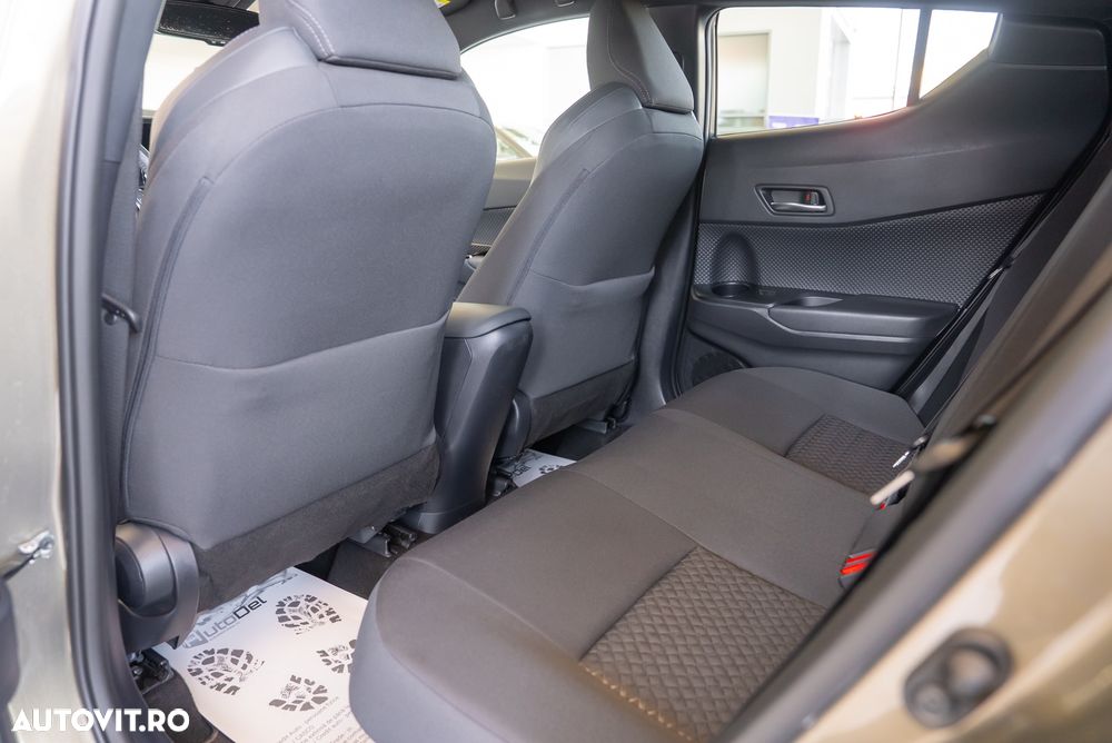 Toyota C-HR 1.8 HSD 4x2 CVT C-enter - 25