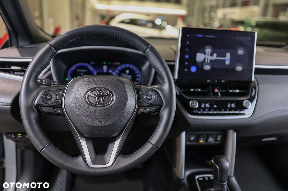 Toyota Corolla Cross - 24