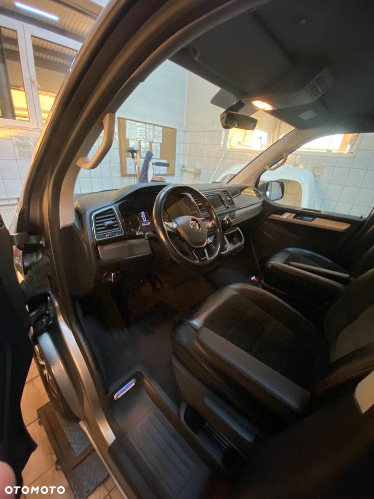 Volkswagen Multivan - 8