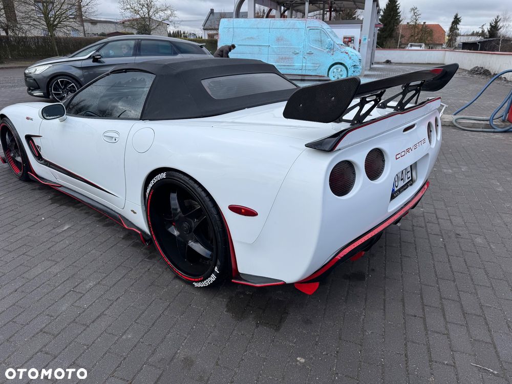 Chevrolet Corvette 5.7 - 25