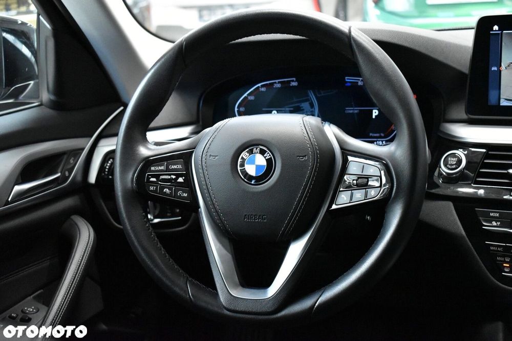 BMW Seria 5 520d xDrive mHEV Luxury Line sport - 15