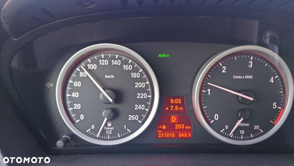 BMW X6 xDrive30d - 11