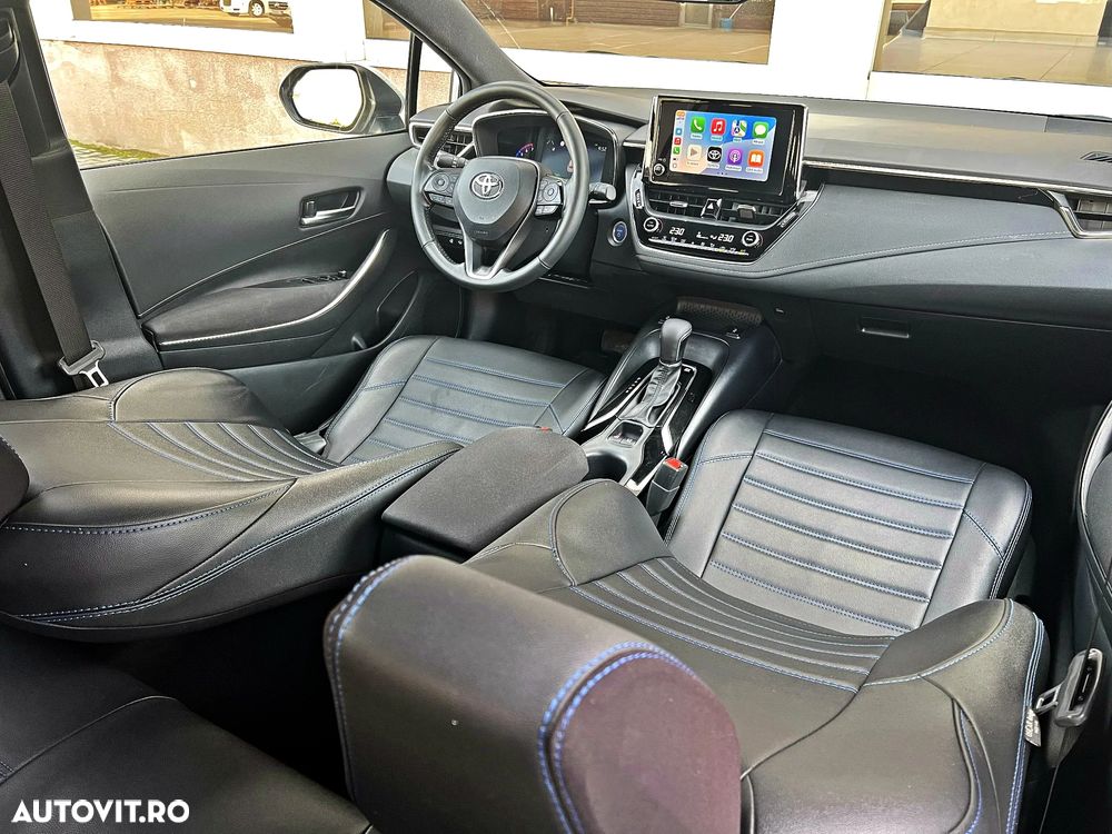 Toyota Corolla 1.8 HSD Exclusive interior Negru - 11