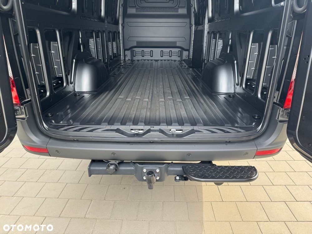 Mercedes-Benz Sprinter 319 CDI KA OM654 długi PRO - 22