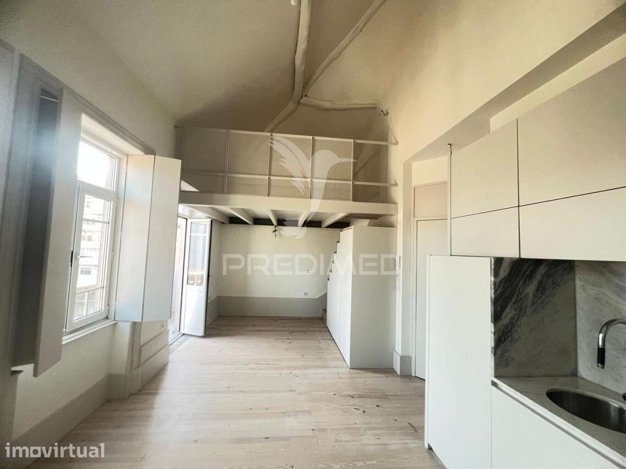 Loft  moderno no porto - Grande imagem: 2/15