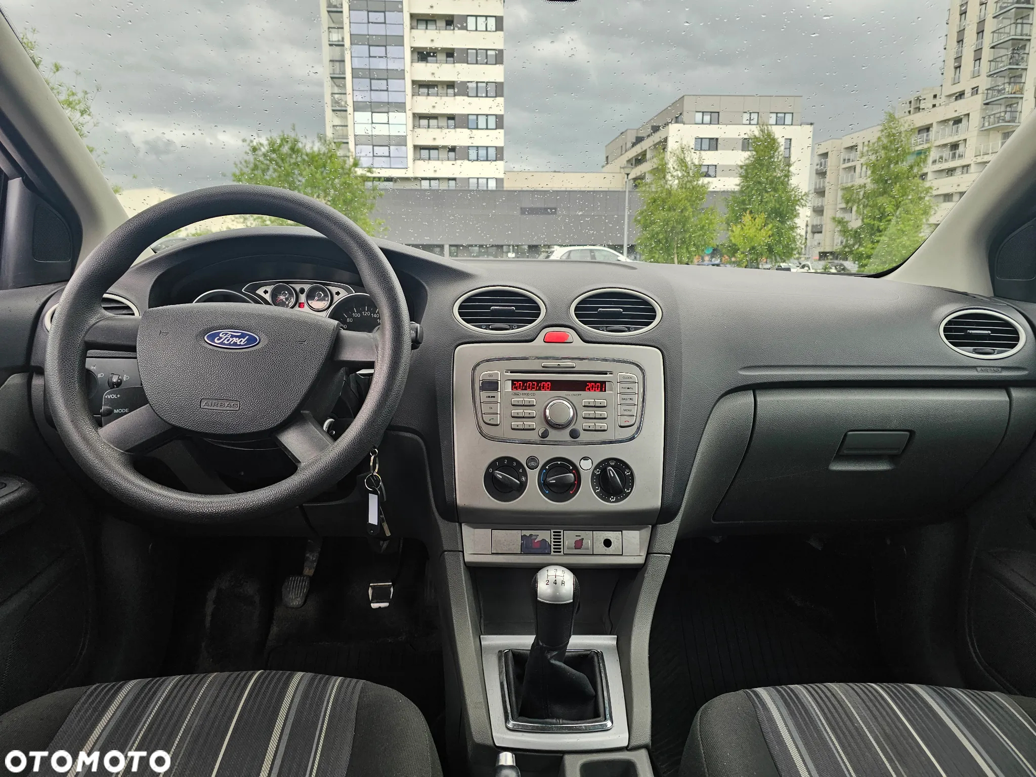 Ford Focus 1.8 TDCi Ghia - 8