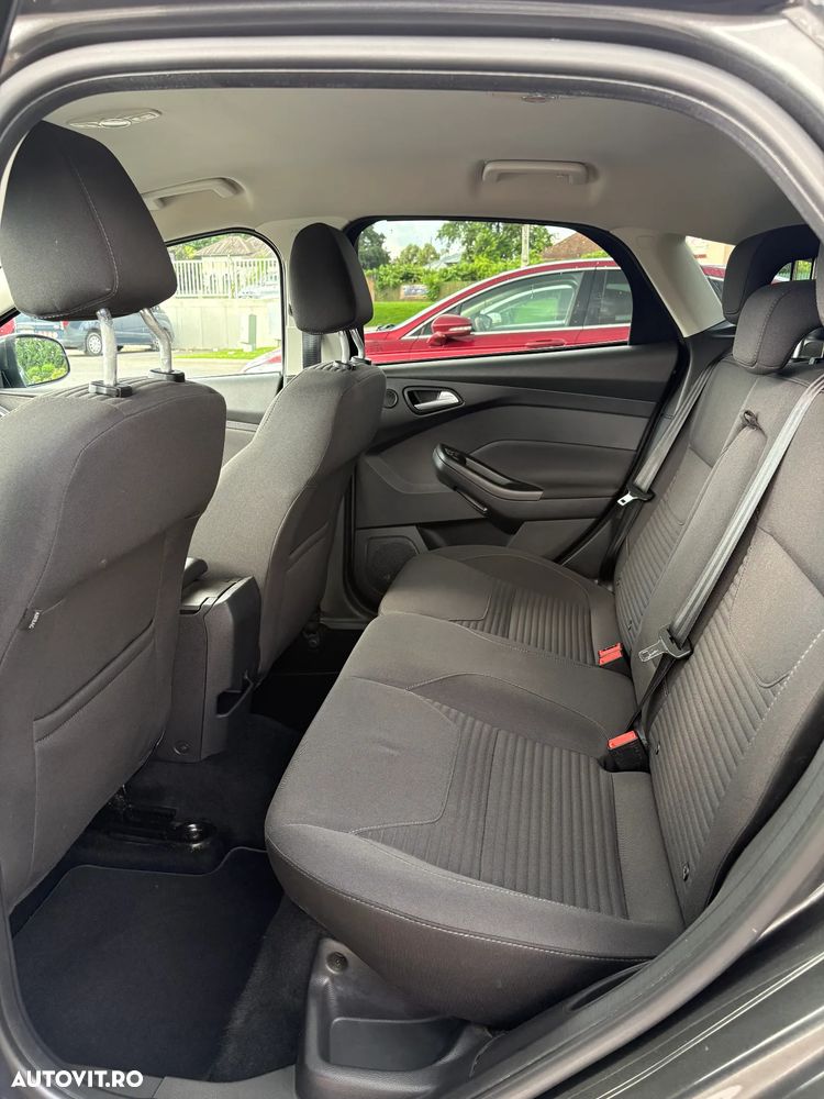 Ford Focus 1.5 EcoBoost Titanium - 8