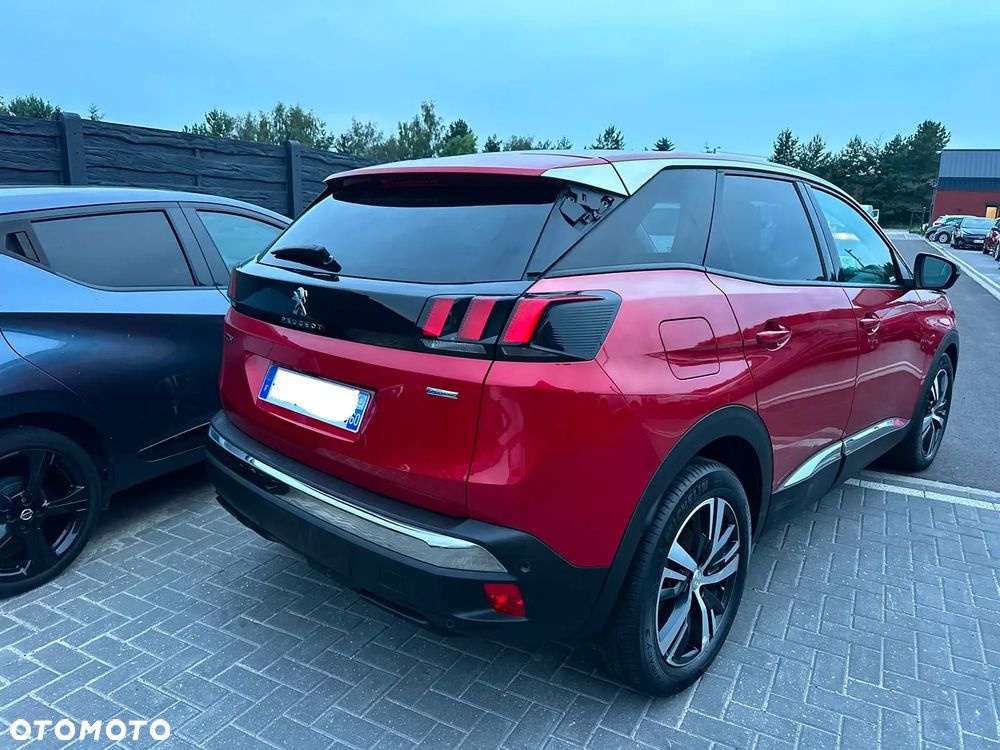 Peugeot 3008 PureTech 130 Stop & Start GPF EAT8 Allure - 5