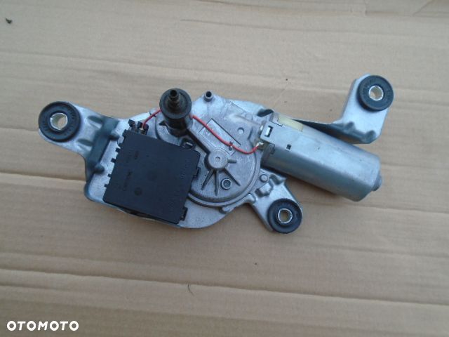 SILNICZEK WYCIERACZKI KLAPY TYŁ BMW E46 COMPACT - 1