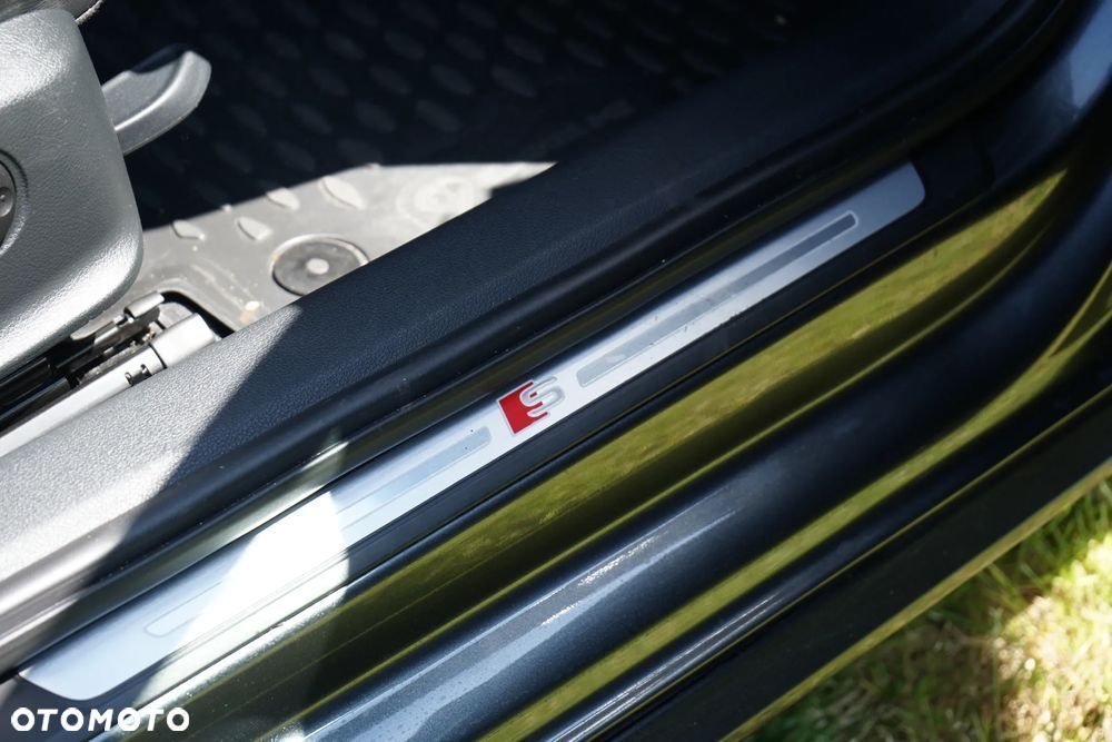 Audi A4 Avant 40 TFSI S tronic S line - 21