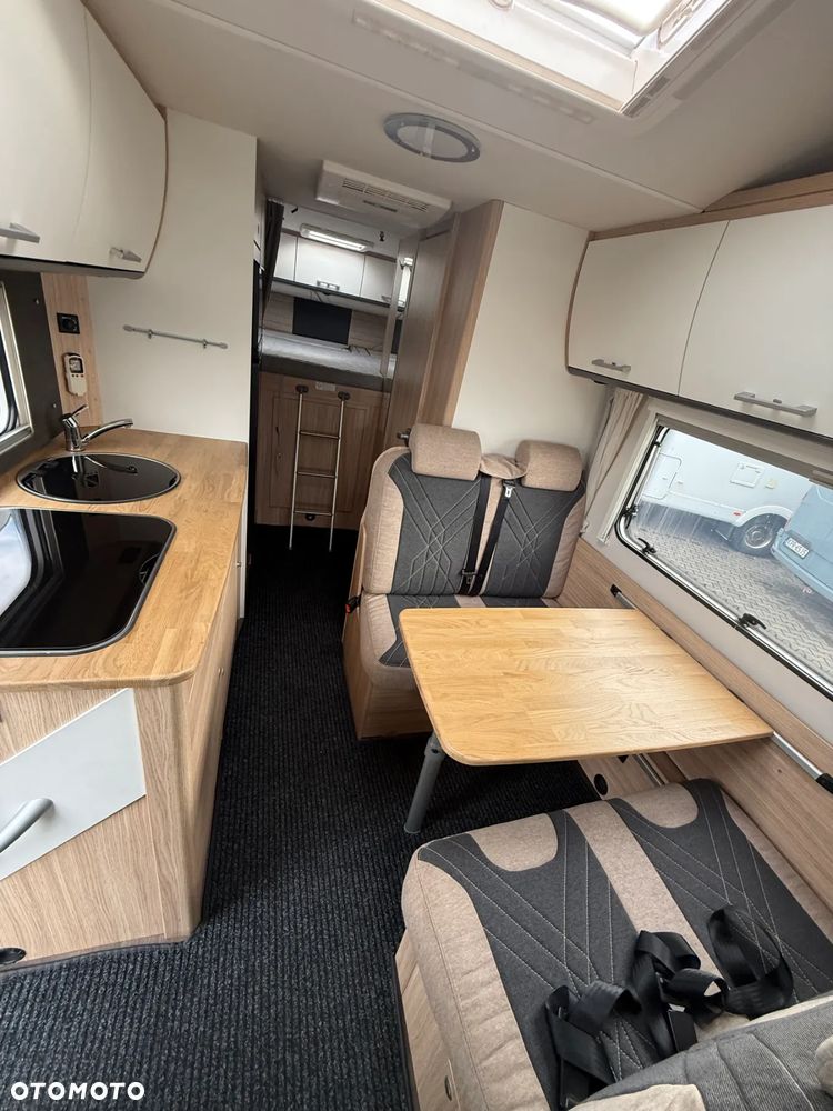 Sunlight A70 Prywatny właściciel 6 osobowy Klima postojowa , Solary 4 x ISOFIX - 21