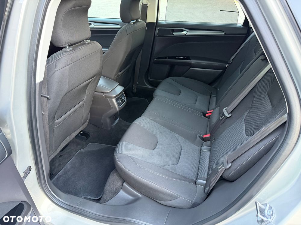 Ford Mondeo 2.0 TDCi PowerShift-Aut Allrad Titanium - 18