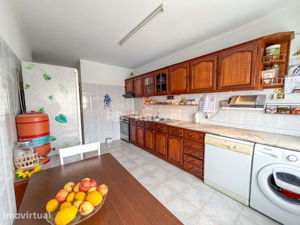 Apartamento T3 C/Garagem no Entroncamento - Grande imagem: 2/21