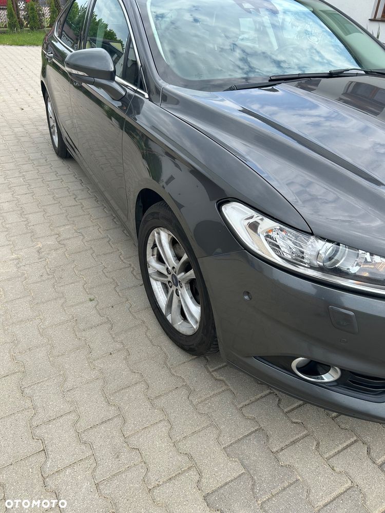 Ford Mondeo 2.0 TDCi Titanium PowerShift - 4