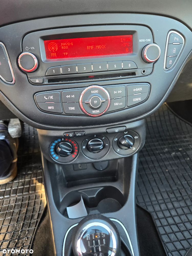 Opel Corsa 1.2 Essentia - 9