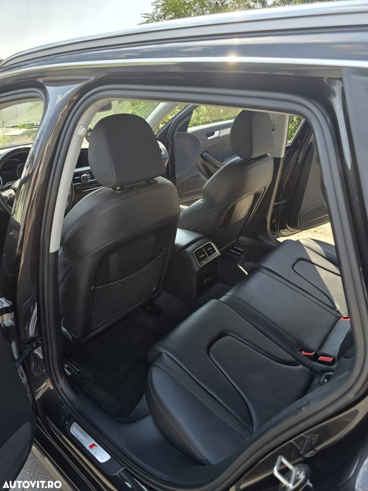 Audi A4 Avant 2.0 TDI S tronic - 11