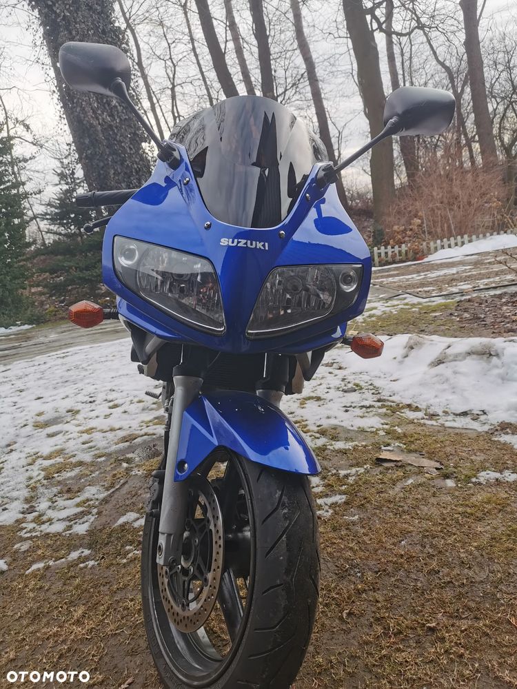 Suzuki SV - 6