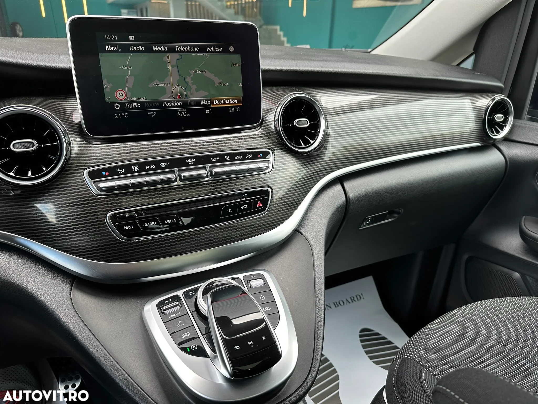 Mercedes-Benz V 250 d Combi Lung 190 CP RWD 9AT Exclusive - 37