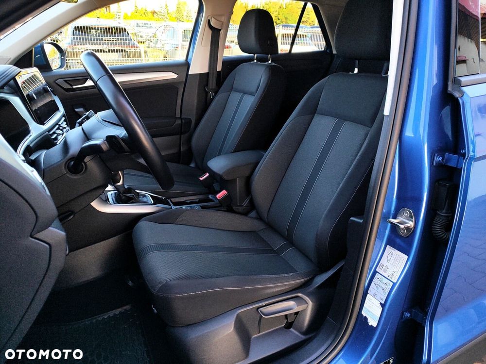 Volkswagen T-Roc - 11