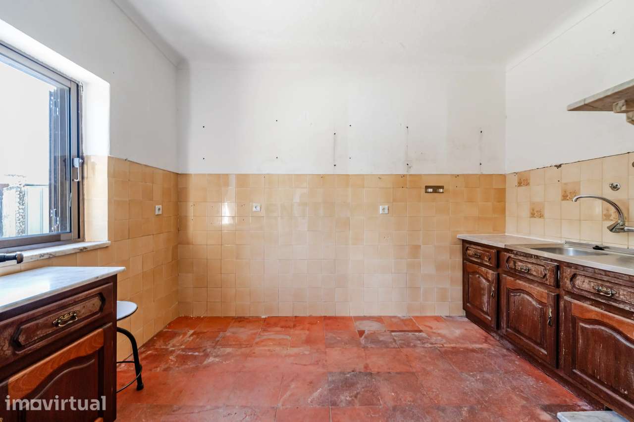 Moradia em lote de 535m² | Fernão Ferro - Grande imagem: 5/27