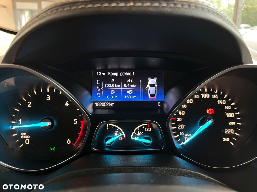Ford Kuga Vignale 2.0 TDCi FWD - 12