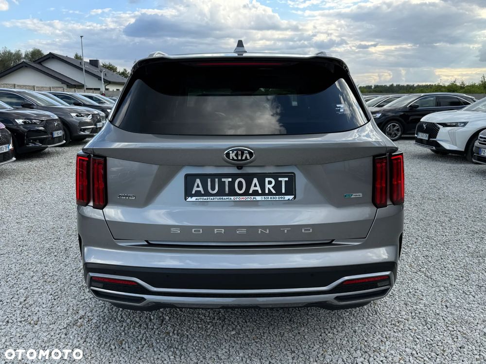 Kia Sorento - 11