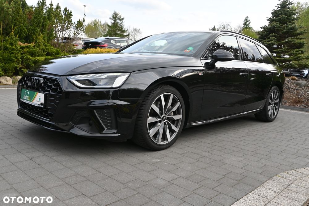Audi A4 Avant 40 TFSI S tronic S line - 2