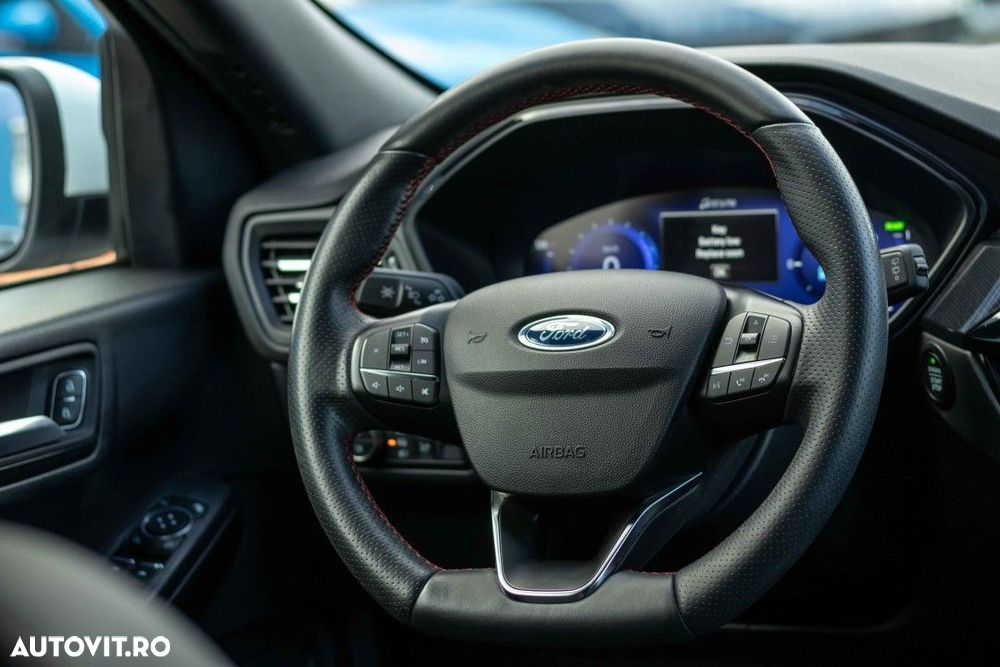 Ford Kuga 2.5 Duratec PHEV ST Line X - 25