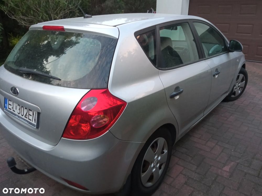 Kia Ceed 1.4 Comfort - 2