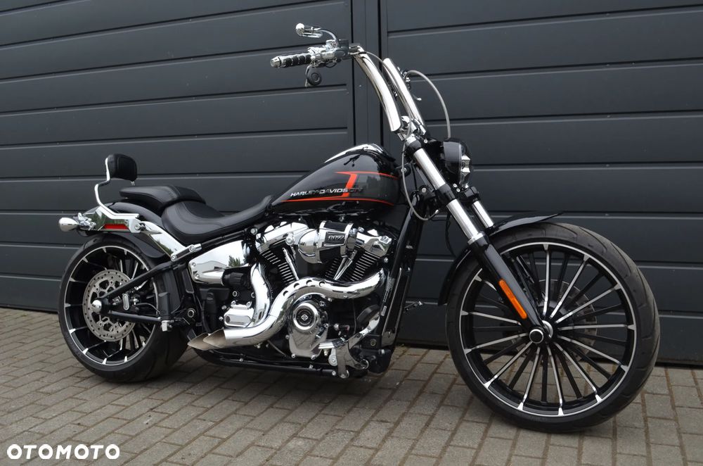 Harley-Davidson FXSB Breakout - 31