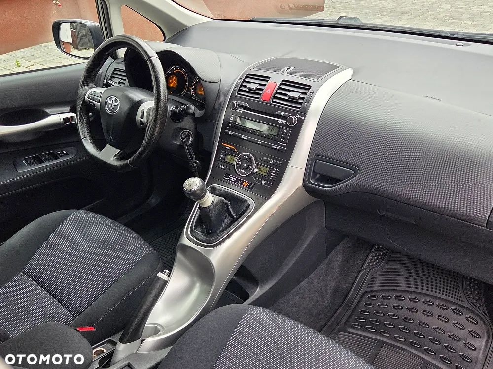Toyota Auris 1.6 Valvematic Edition - 8