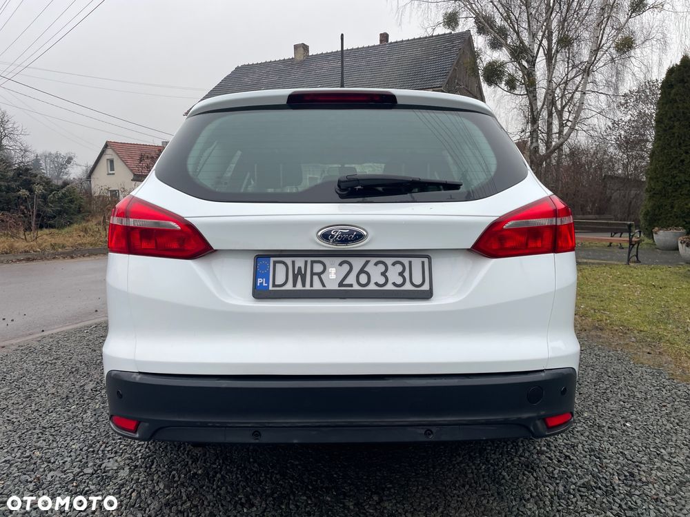 Ford Focus 1.6 Trend - 15