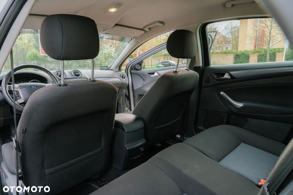 Ford Mondeo 2.0 FF Trend - 9