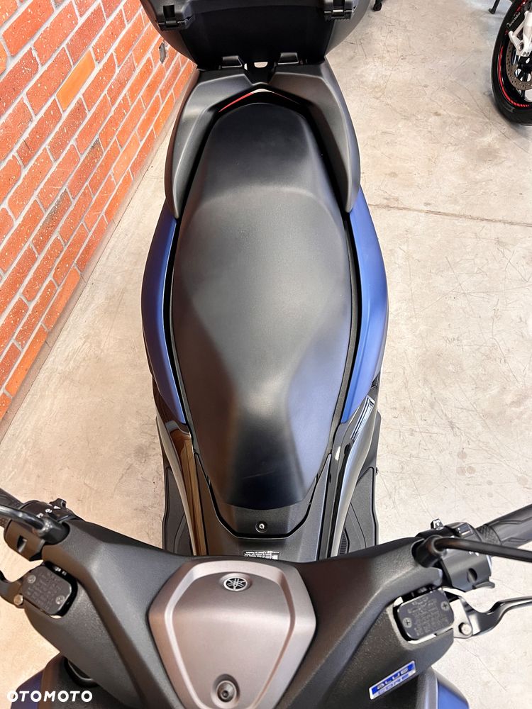 Yamaha NMAX - 25