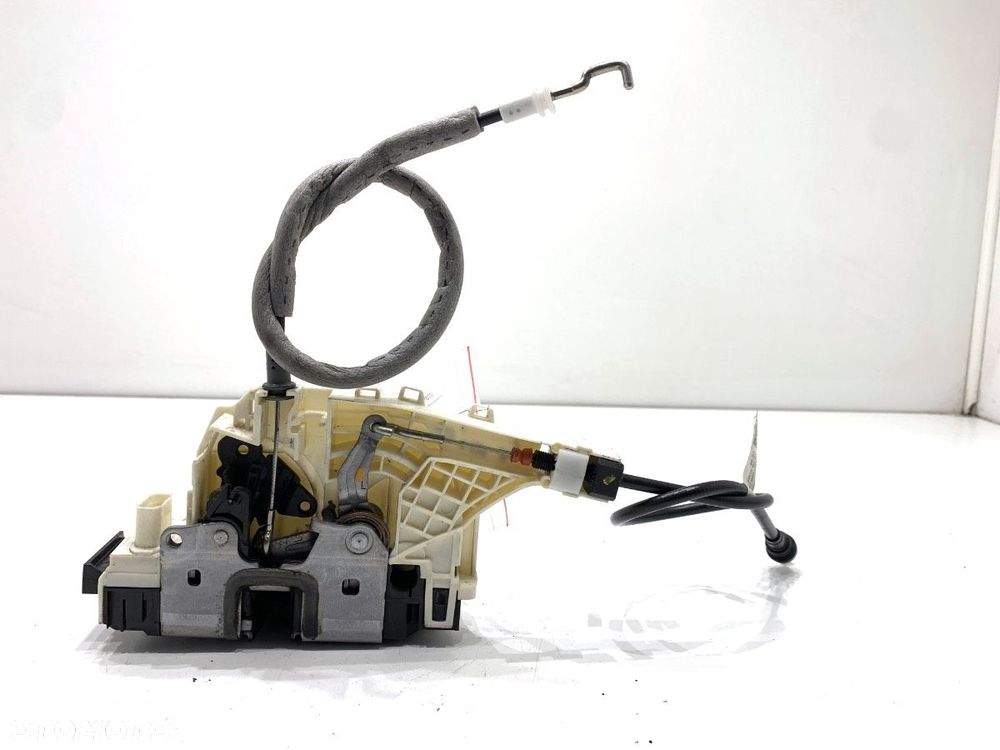 ZAMEK DRZWI LEWY PRZÓD  MERCEDES-BENZ SPRINTER 3,5-t Tourer Bus (B907) 2018 - 2022 317 CDI - 2