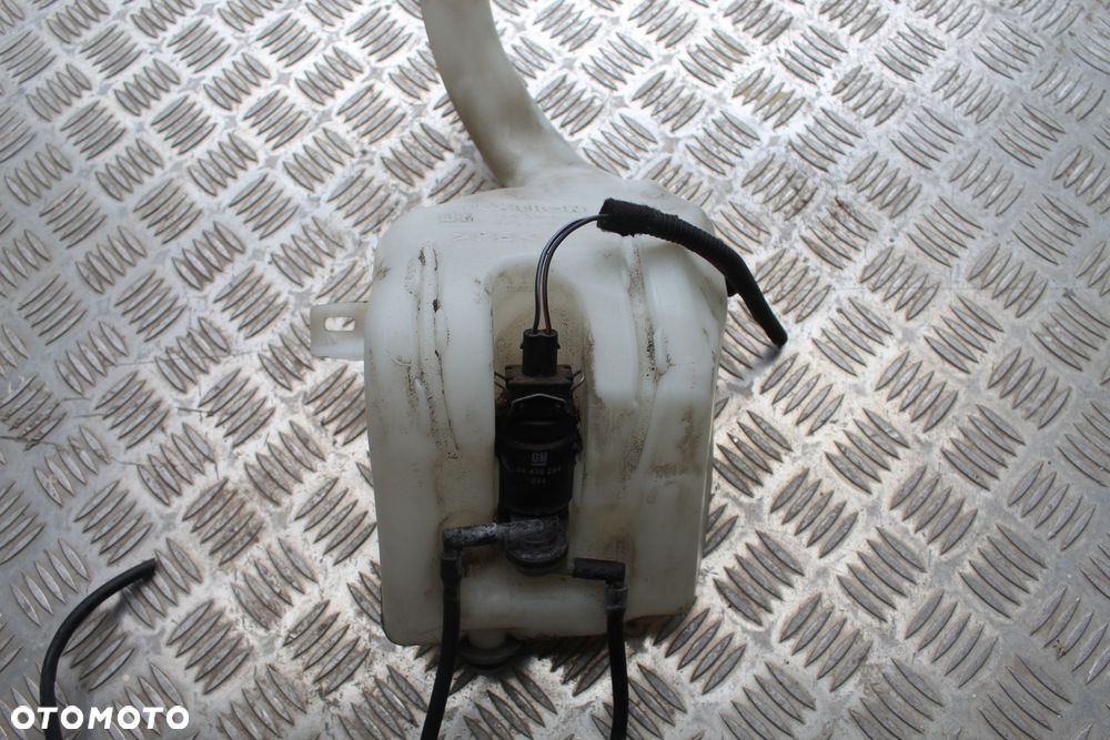 ZBIORNICZEK SPRYSKIWACZY OPEL MERIVA A 93323649 - 2