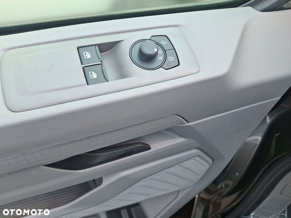 Volkswagen Transporter Furgon Plus - 21