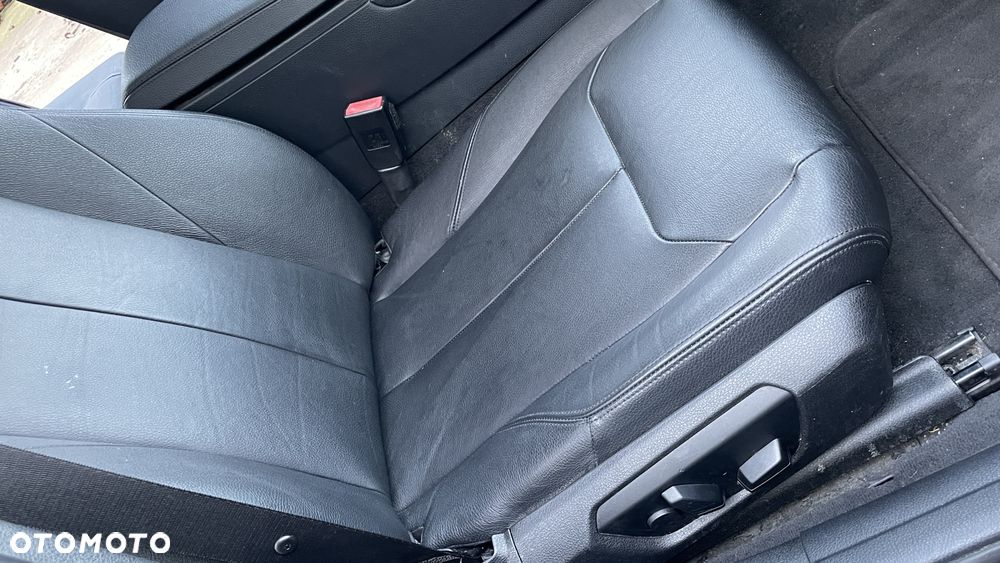 Bmw F30 fotele elektryczne z pamięcią pompowane , dzielona kanapa boczki czarna skóra  Europa - 5