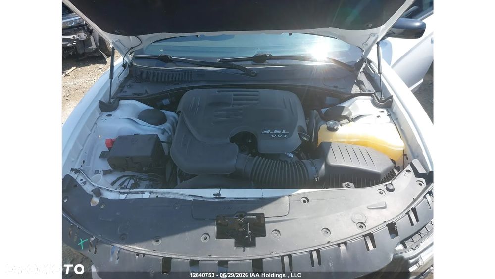 Dodge Charger 3.6 GT - 10
