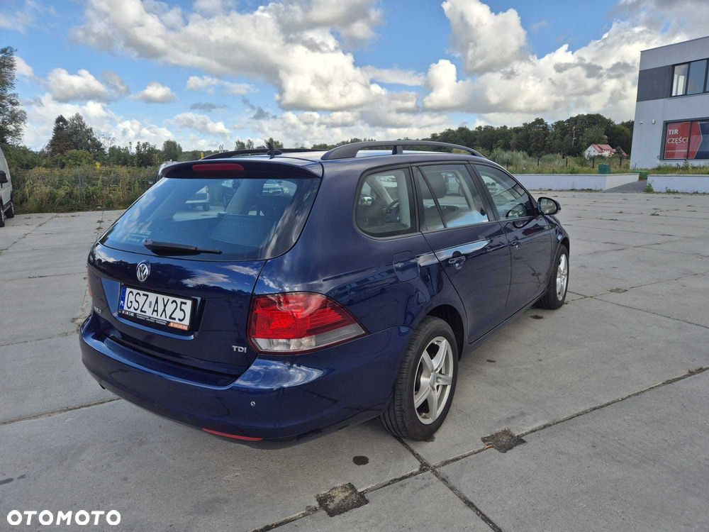 Volkswagen Golf - 3